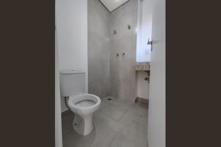 Casa para alugar com 100m², 2 quartos e 1 vaga Casa para alugar com 100m², 2 quartos e 1 vagaBanheiro de Serviço