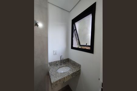 Casa para alugar com 100m², 2 quartos e 1 vaga Casa para alugar com 100m², 2 quartos e 1 vagaBanheiro da Suíte 2