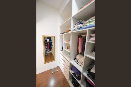 Casa para alugar com 180m², 3 quartos e 1 vagaCloset da suíte