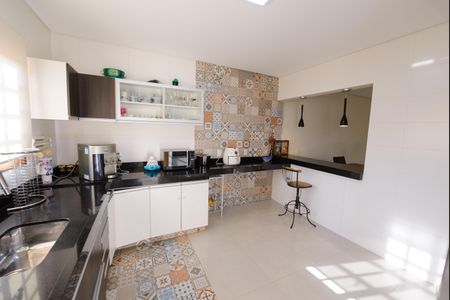 Casa para alugar com 180m², 3 quartos e 1 vagaCozinha