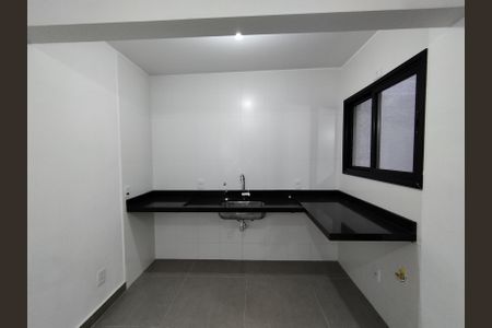 Casa para alugar com 100m², 2 quartos e 1 vaga Casa para alugar com 100m², 2 quartos e 1 vagaCozinha - Torneira