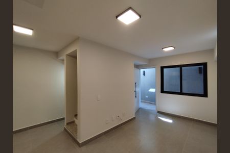 Sala de casa para alugar com 2 quartos, 100m² em Jardins, São Paulo