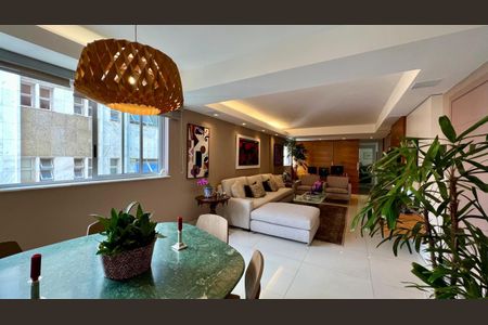 Apartamento à venda com 151m², 3 quartos e 3 vagasSala