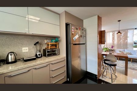 Apartamento à venda com 151m², 3 quartos e 3 vagasCozinha