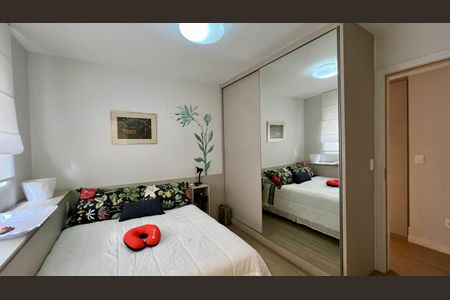 Apartamento à venda com 151m², 3 quartos e 3 vagasSuíte 1