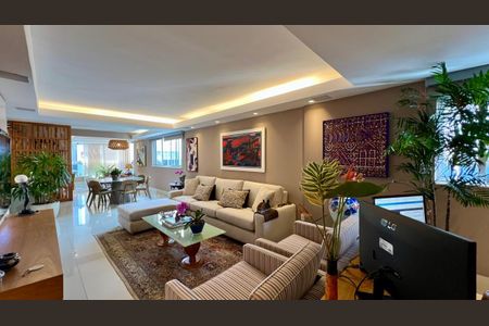 Sala de apartamento à venda com 3 quartos, 151m² em Lourdes, Belo Horizonte