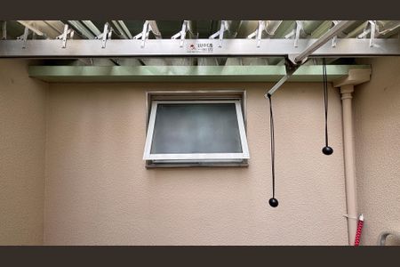 Apartamento à venda com 83m², 3 quartos e 2 vagasQuarto 1 Varanda