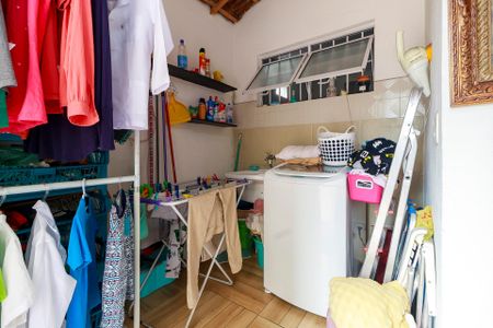 Casa à venda com 175m², 3 quartos e 2 vagasÁrea de Serviço