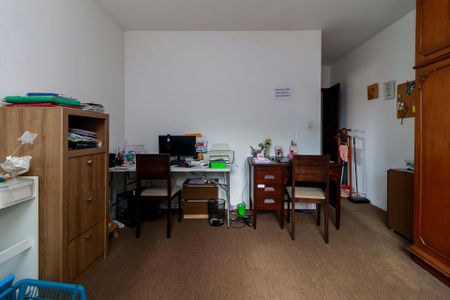 Casa à venda com 175m², 3 quartos e 2 vagasSuíte