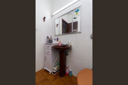 Casa à venda com 175m², 3 quartos e 2 vagasBanheiro 2