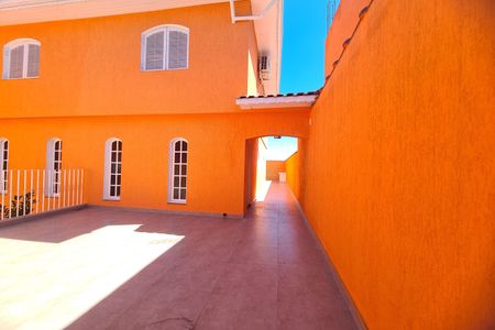 Casa para alugar com 400m², 3 quartos e 10 vagas Casa para alugar com 400m², 3 quartos e 10 vagasQuintal