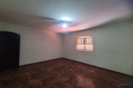 Casa para alugar com 400m², 3 quartos e 10 vagas Casa para alugar com 400m², 3 quartos e 10 vagasQuarto 2