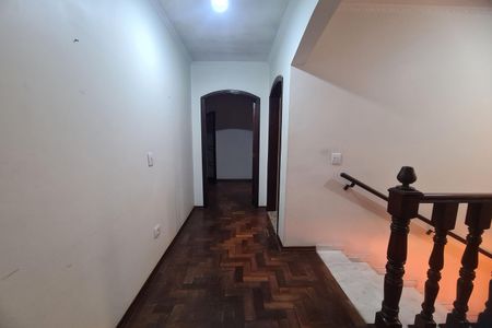 Casa para alugar com 400m², 3 quartos e 10 vagas Casa para alugar com 400m², 3 quartos e 10 vagasCorredor