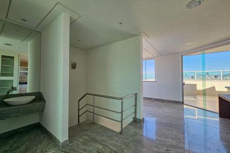 Apartamento à venda com 360m², 4 quartos e 4 vagas Apartamento à venda com 360m², 4 quartos e 4 vagasCozinha