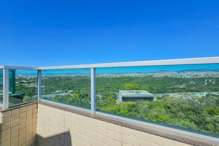 Apartamento à venda com 360m², 4 quartos e 4 vagas Apartamento à venda com 360m², 4 quartos e 4 vagasCobertura