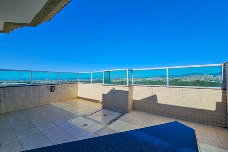 Apartamento à venda com 360m², 4 quartos e 4 vagas Apartamento à venda com 360m², 4 quartos e 4 vagasCobertura