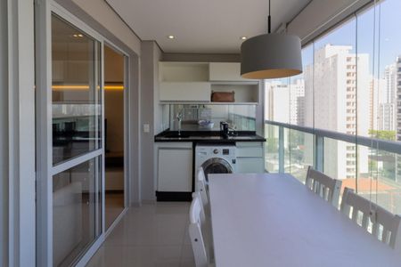 Apartamento para alugar com 33m², 1 quarto e 1 vaga Apartamento para alugar com 33m², 1 quarto e 1 vagaVaranda e Área de Serviço