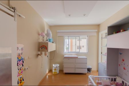 Apartamento à venda com 211m², 3 quartos e 4 vagasSuíte 2