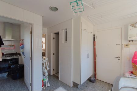 Apartamento à venda com 211m², 3 quartos e 4 vagasÁrea de Serviço