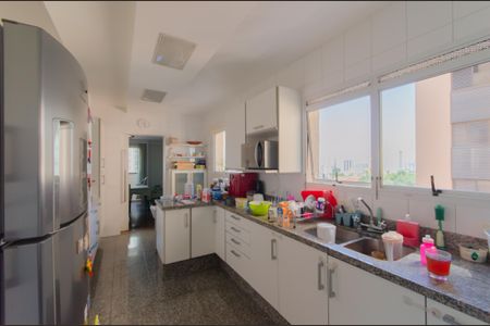 Apartamento à venda com 211m², 3 quartos e 4 vagasCozinha