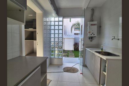 Casa de condomínio à venda com 468m², 4 quartos e 6 vagasÁrea de Serviço