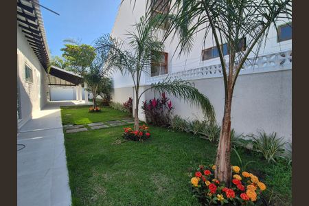 Casa de condomínio à venda com 468m², 4 quartos e 6 vagasÁrea externa