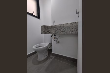 Lavabo de casa para alugar com 2 quartos, 100m² em Jardins, São Paulo