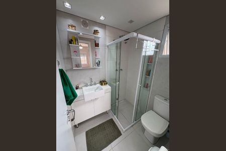 Apartamento à venda com 64m², 2 quartos e 1 vaga Apartamento à venda com 64m², 2 quartos e 1 vagaBanheiro