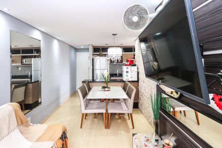 Apartamento para alugar com 53m², 2 quartos e 1 vagaSala
