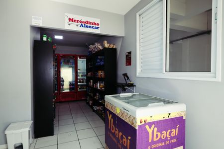 Apartamento para alugar com 53m², 2 quartos e 1 vagaÁrea comum - Mini Mercado