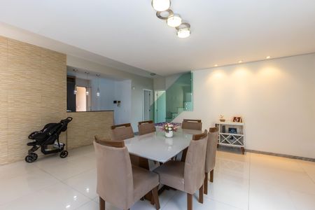 Sala de Jantar de apartamento à venda com 3 quartos, 200m² em Heliópolis, Belo Horizonte