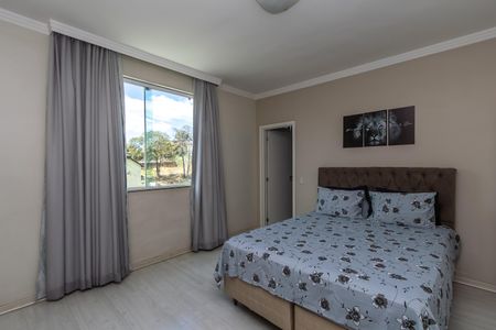 Apartamento à venda com 200m², 3 quartos e 6 vagasSuíte 2