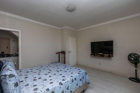 Apartamento à venda com 200m², 3 quartos e 6 vagasSuíte 2