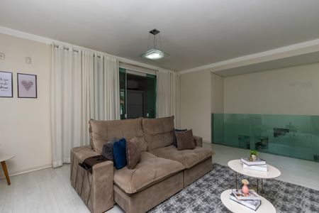 Apartamento à venda com 200m², 3 quartos e 6 vagasSala