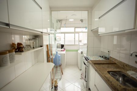 Apartamento à venda com 72m², 3 quartos e 2 vagasCozinha