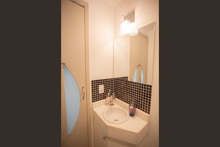 Apartamento à venda com 72m², 3 quartos e 2 vagasBanheiro