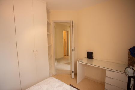 Apartamento à venda com 72m², 3 quartos e 2 vagasQuarto 1