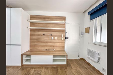 Sala de apartamento à venda com 1 quarto, 37m² em Botafogo, Rio de Janeiro