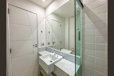 Apartamento à venda com 37m², 1 quarto e sem vagaBanheiro da Suíte 