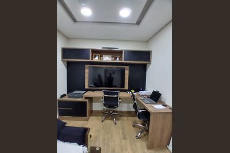 Casa à venda com 130m², 3 quartos e 3 vagas Casa à venda com 130m², 3 quartos e 3 vagasEscritório