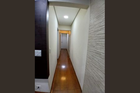Casa à venda com 130m², 3 quartos e 3 vagas Casa à venda com 130m², 3 quartos e 3 vagasCorredor