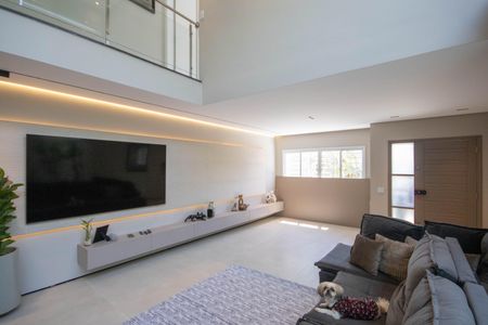 Casa para alugar com 350m², 3 quartos e 4 vagasSala