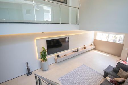 Casa para alugar com 350m², 3 quartos e 4 vagasEscada