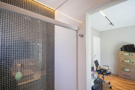 Casa para alugar com 350m², 3 quartos e 4 vagasBanheiro da Suíte 1