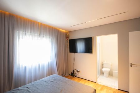 Casa para alugar com 350m², 3 quartos e 4 vagasSuíte 2