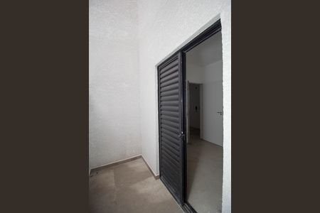 Apartamento à venda com 73m², 3 quartos e 1 vaga Apartamento à venda com 73m², 3 quartos e 1 vagaVaranda Quarto 2