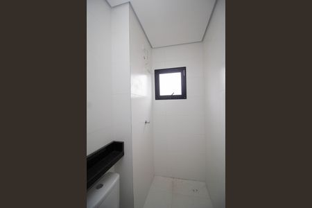 Apartamento à venda com 73m², 3 quartos e 1 vaga Apartamento à venda com 73m², 3 quartos e 1 vagaBanheiro da Suíte 3