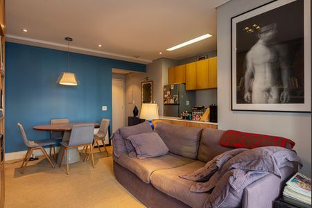 Apartamento à venda com 55m², 1 quarto e 1 vaga Apartamento à venda com 55m², 1 quarto e 1 vagaSala
