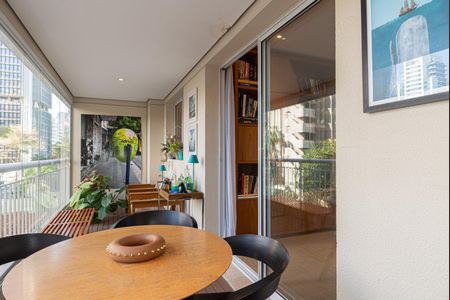Apartamento à venda com 55m², 1 quarto e 1 vaga Apartamento à venda com 55m², 1 quarto e 1 vagaVaranda da Sala