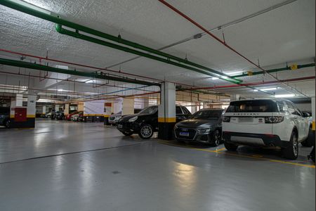 Apartamento à venda com 55m², 1 quarto e 1 vaga Apartamento à venda com 55m², 1 quarto e 1 vagaÁrea comum - Garagem